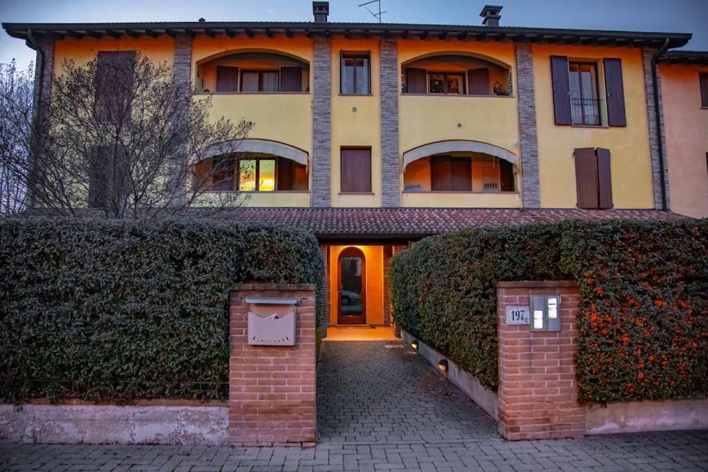 Affittacamere L'Agora Piacenza Exterior foto